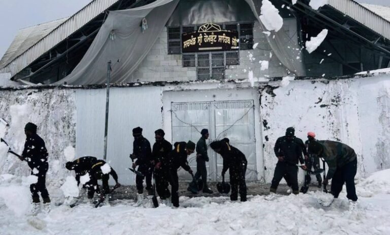 1002844211