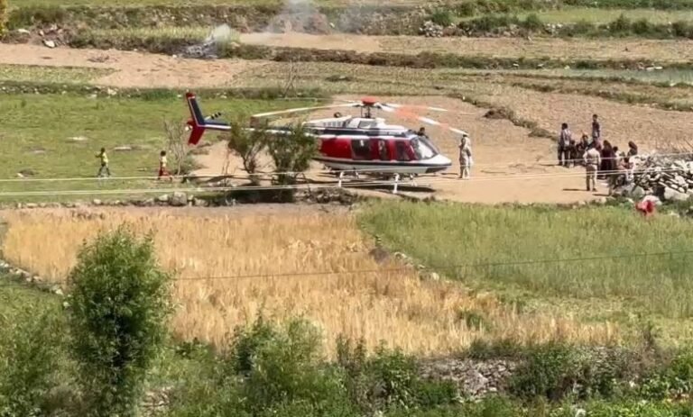 tehri-helicopter-emergancy-landing-780x470