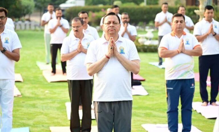 International-Yoga-Day-cm-dhami-780x470