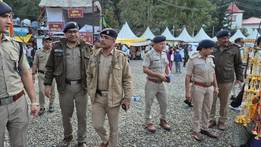 नंदा देवी महोत्सव: एसएसपी डॉ. मंजुनाथ टीसी के नेतृत्व में नैनीताल पुलिस की चाक-चौबंद सुरक्षा, लगातार पैदल गश्त और जागरूकता जारी
